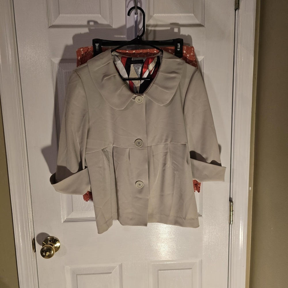 Courtenay Beige Jacket & Talbots Petites Coral Floral Lace Skirt Set Size 10 10P